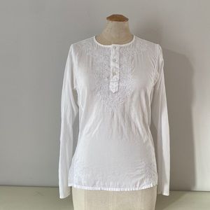 Bohemian style white cotton tunic top with embroidery. Side slits at bottom. S